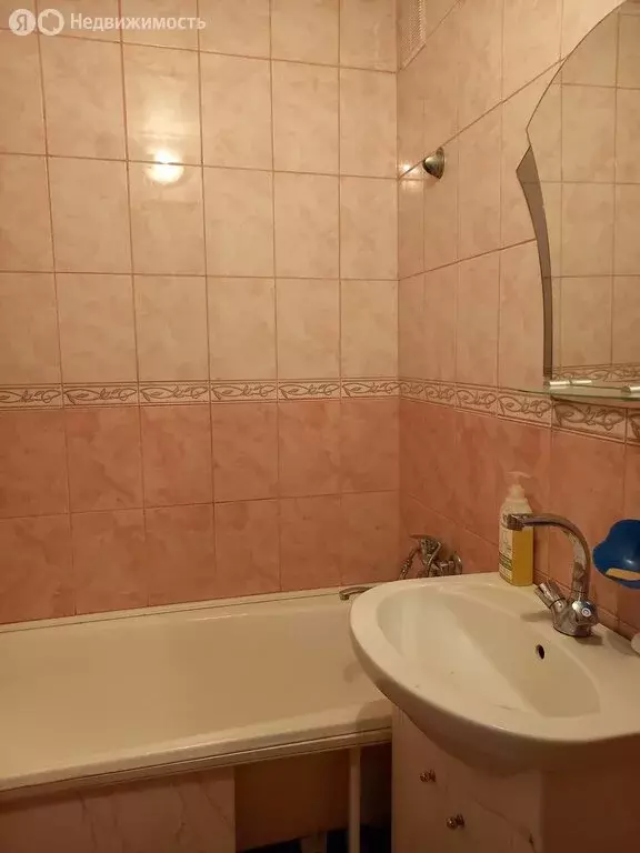 3-комнатная квартира: Тольятти, улица 40 лет Победы, 98 (60 м) - Фото 0