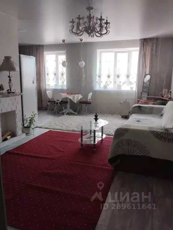 2-к кв. Самарская область, Самара Осетинская ул., 2 (80.0 м) - Фото 0