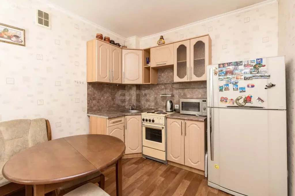 1-комнатная квартира: Тюмень, улица Белинского, 1А (39.4 м) - Фото 1