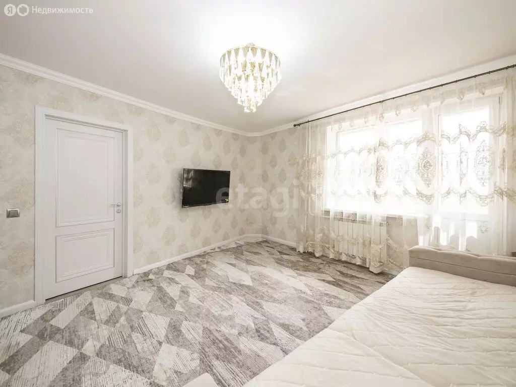 5-комнатная квартира: Новосибирск, улица Дуси Ковальчук, 258 (86.6 м) - Фото 1