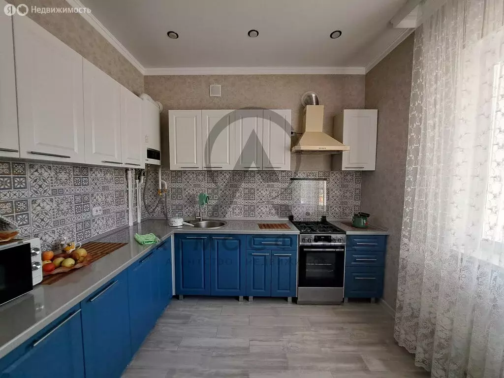 Дом в Апшеронск, улица Королёва (69.5 м) - Фото 1