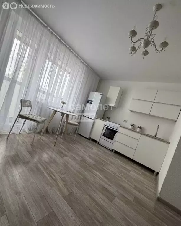 Квартира-студия: Миасс, улица Кирова, 86 (27 м) - Фото 1