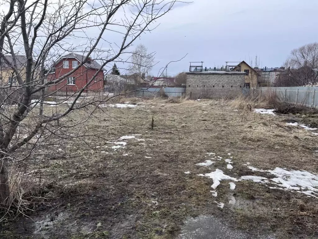 Участок в Татарстан, с. Высокая Гора ул. Большая Красная, 134 (25.0 ... - Фото 0