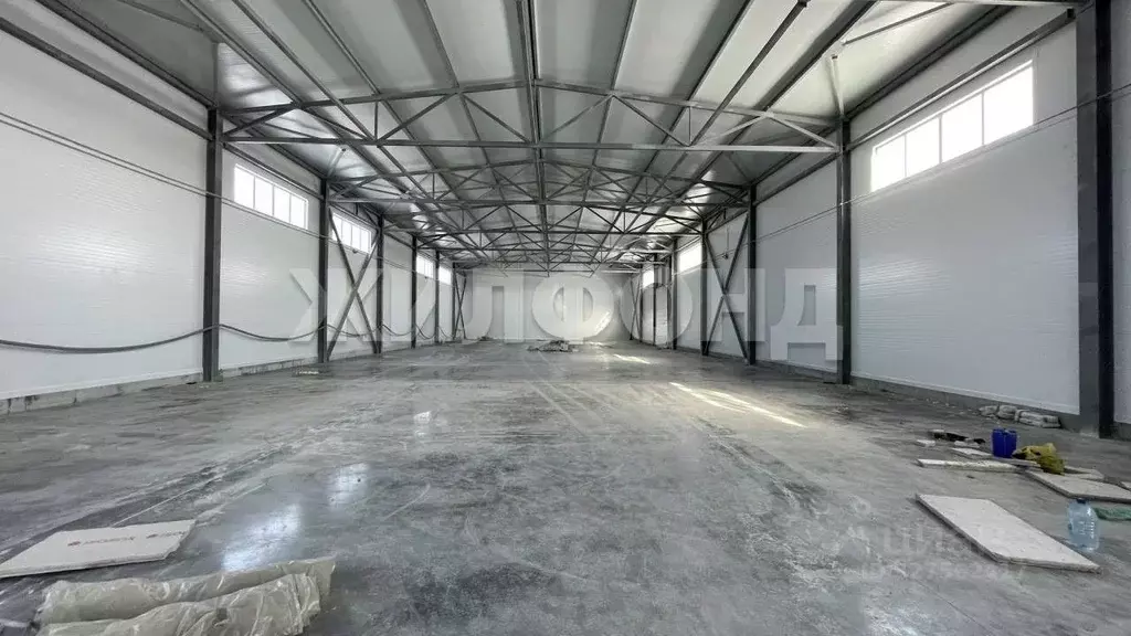 Склад в Новосибирская область, Обь ул. Большая (1260 м) - Фото 1