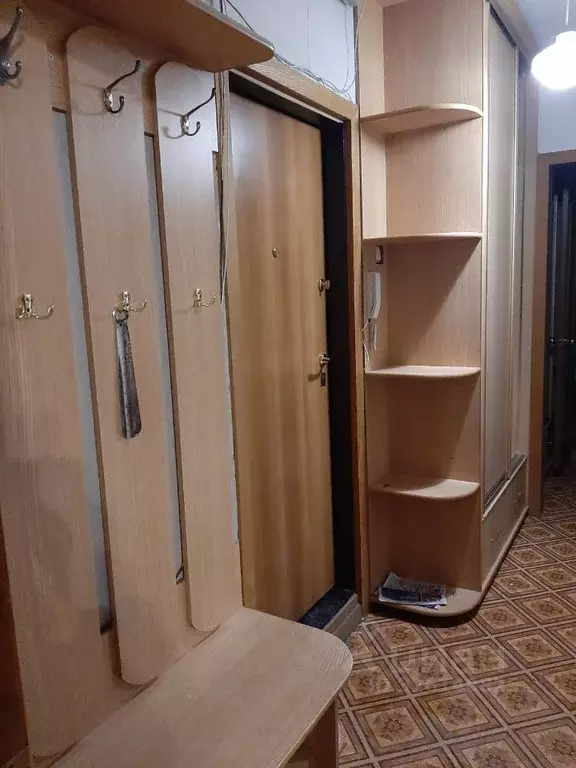 2-к кв. Новосибирская область, Новосибирск Шлюз мкр, ул. Тружеников, 5 ... - Фото 1