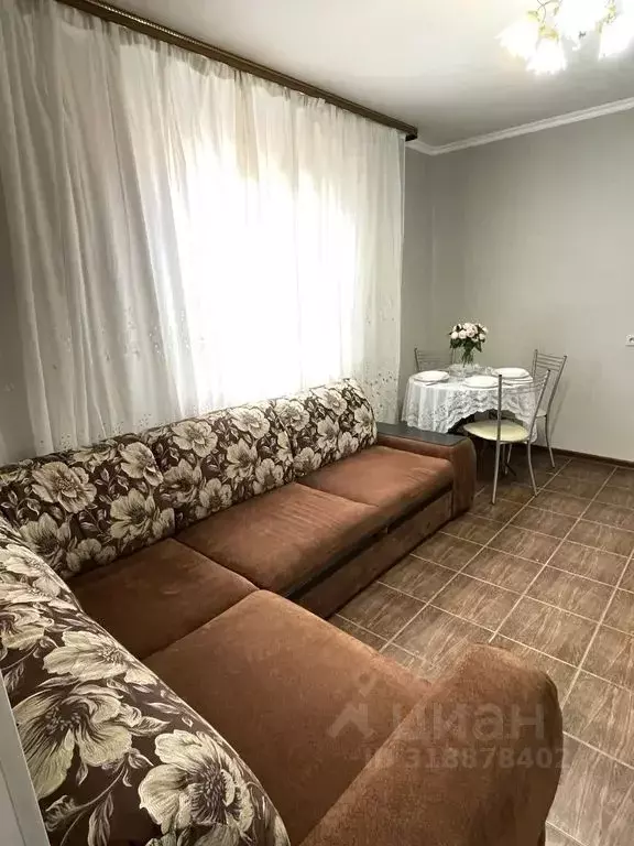Комната Краснодарский край, Сочи Адлер жилрайон, ул. Чкалова, 38А/2 - Фото 0