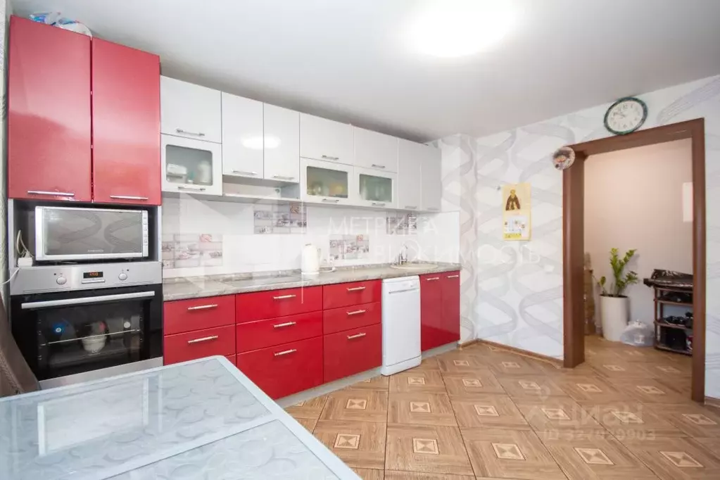 3-к кв. Тюменская область, Тюмень Тарманы мкр, ул. Малышева, 24 (80.9 ... - Фото 1