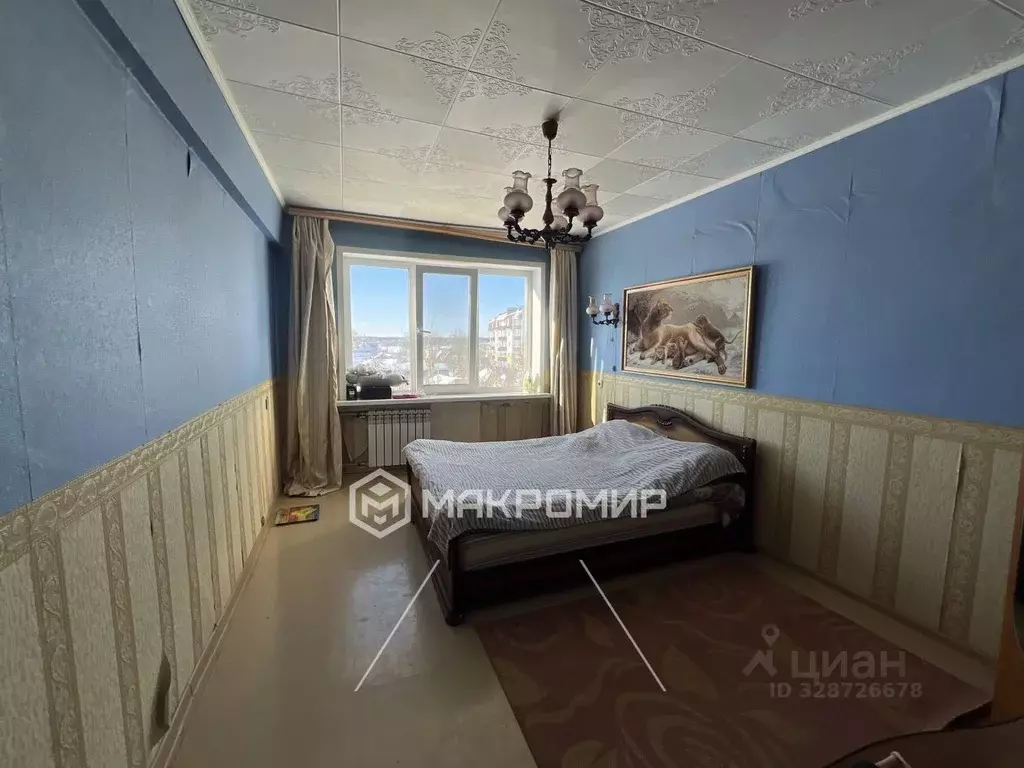 3-к кв. Брянская область, Жуковка ул. Мальцева, 15 (62.0 м) - Фото 1