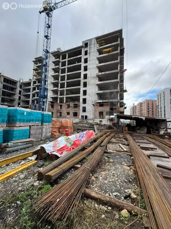 1-комнатная квартира: Владикавказ, улица Курсантов-Кировцев, 13В (45 ... - Фото 1