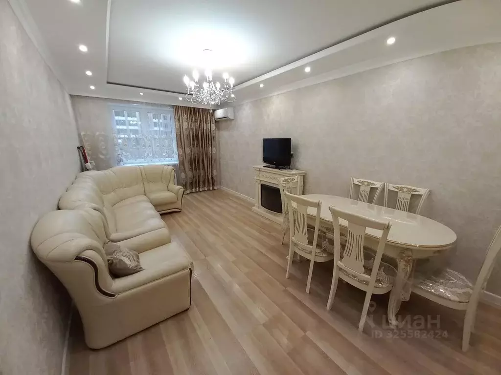 3-к кв. Северная Осетия, Владикавказ ул. Шамиля Джикаева, 1 (100.0 м) - Фото 1