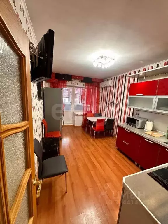 2-к кв. Тюменская область, Тюмень Широтная ул., 29 (86.0 м) - Фото 0
