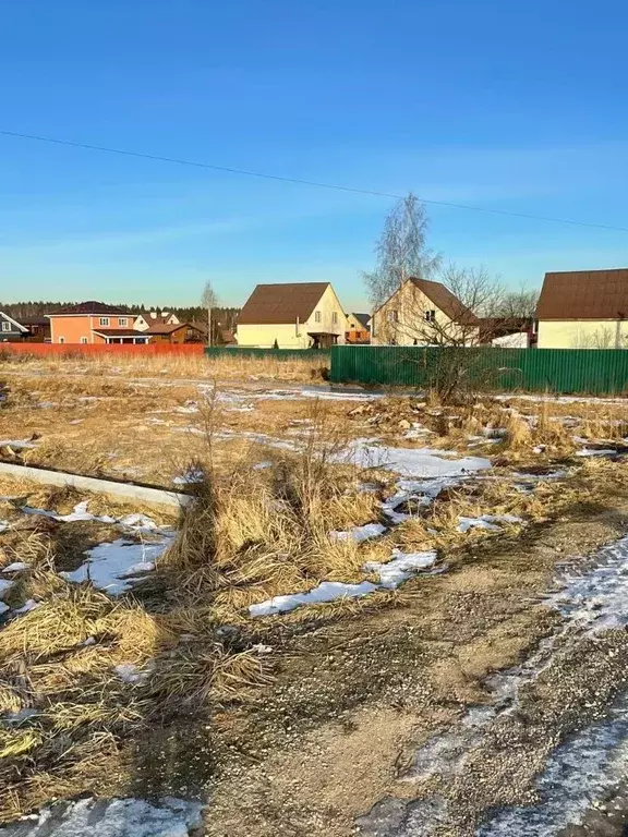 Участок в Москва д. Руднево, ул. Луговая (5.0 сот.) - Фото 0