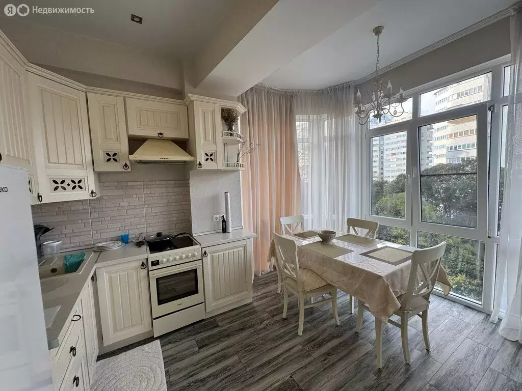 1-комнатная квартира: Сочи, улица Яна Фабрициуса, 2/28А (38 м) - Фото 1