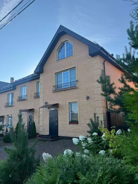 Таунхаус в Ленинградская область, Ломоносовский район, д. Низино ул. ... - Фото 1