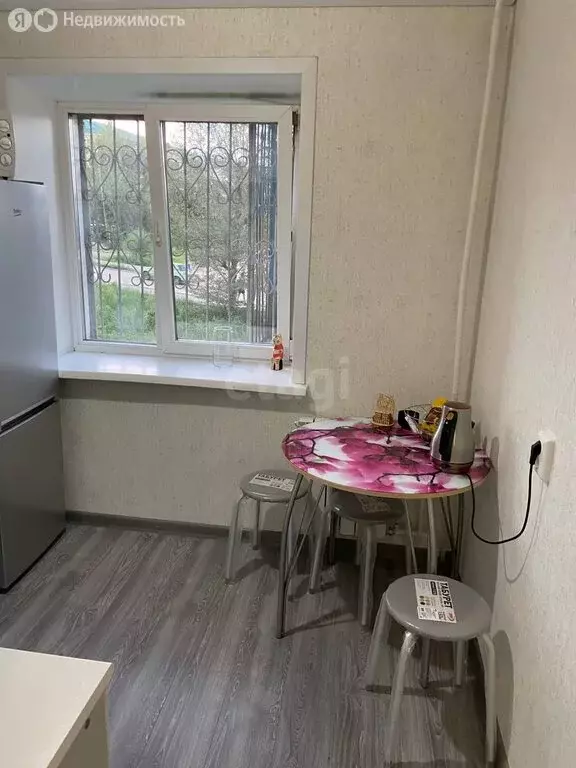 1-комнатная квартира: Чита, улица Ползунова, 24 (31 м) - Фото 2