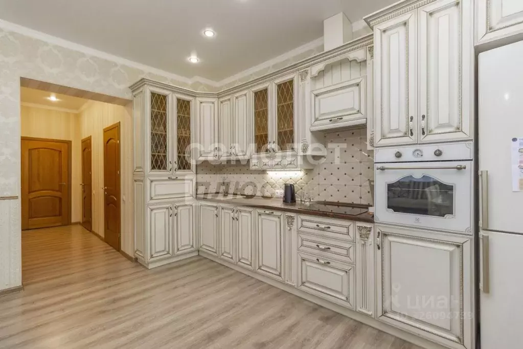 2-к кв. Омская область, Омск ул. Волховстроя, 24 (77.3 м) - Фото 2