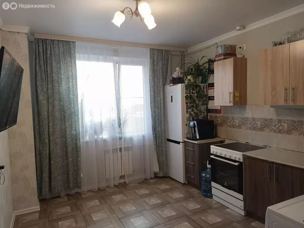 2-комнатная квартира: Ростов-на-Дону, Магнитогорская улица, 1 (54.9 м) - Фото 0