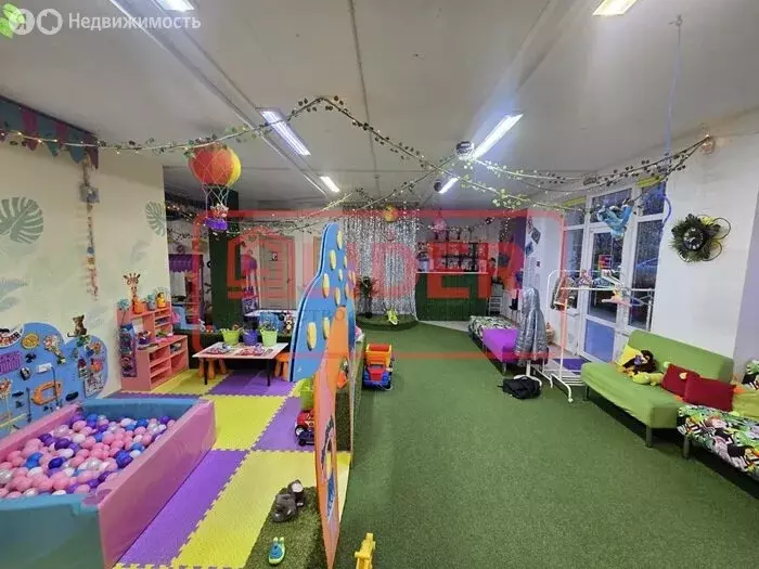 Торговая площадь (173 м) - Фото 1