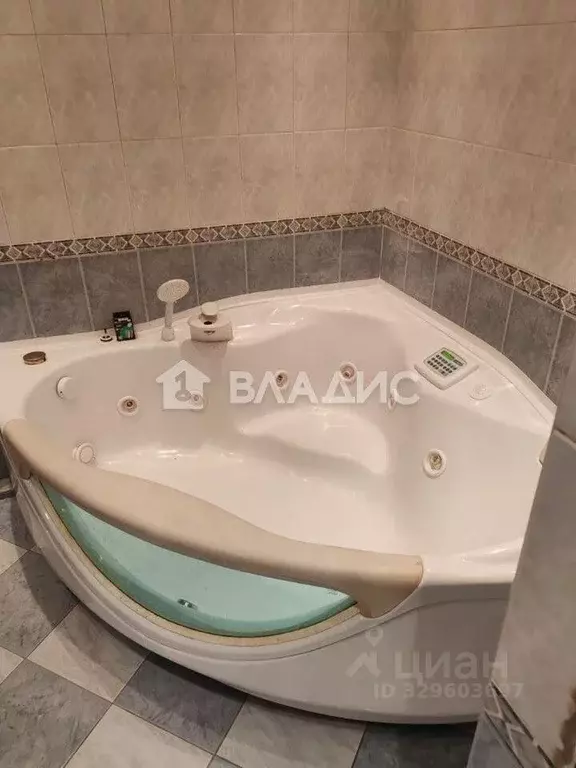 3-к кв. Москва ул. Милашенкова, 16 (71.5 м) - Фото 2