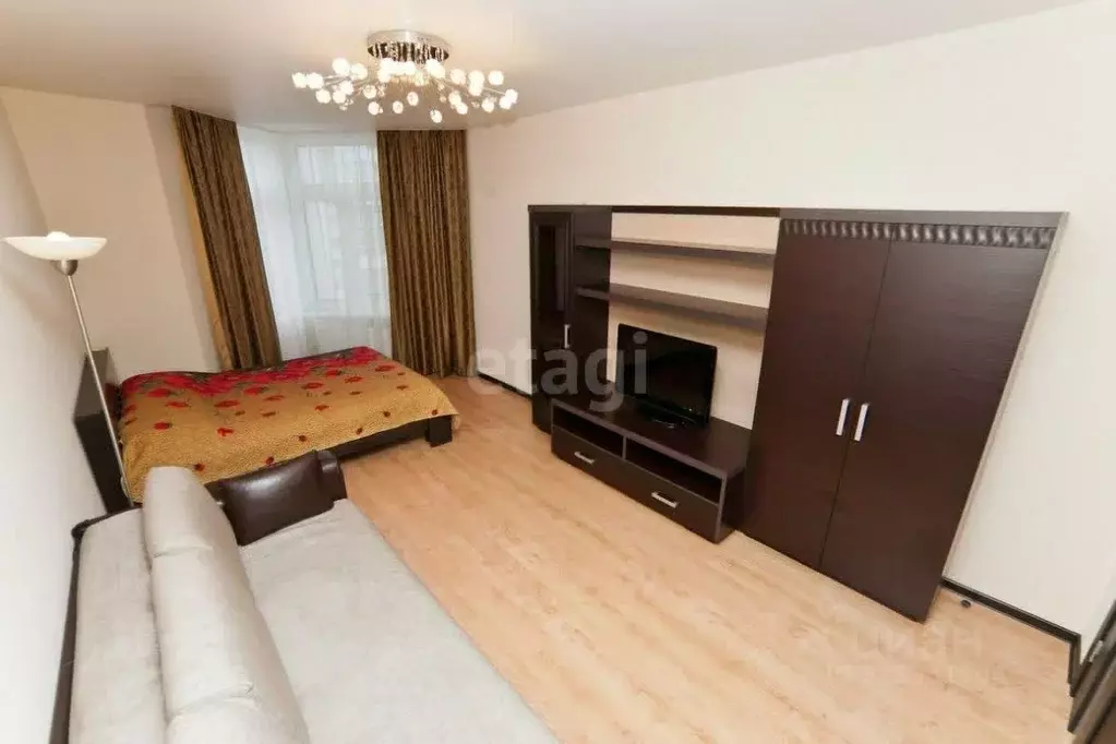 1-к кв. Свердловская область, Екатеринбург ул. Бажова, 68 (44.0 м) - Фото 1