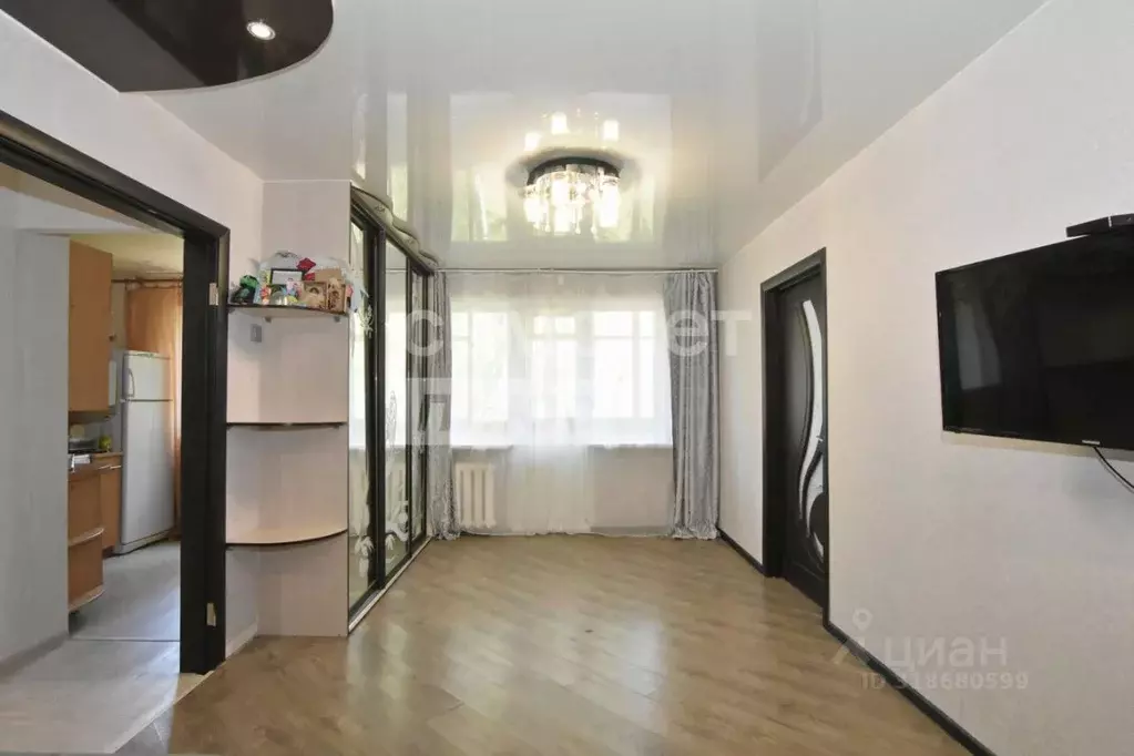 2-к кв. Кировская область, Киров ул. Воровского, 54к1 (44.1 м) - Фото 0