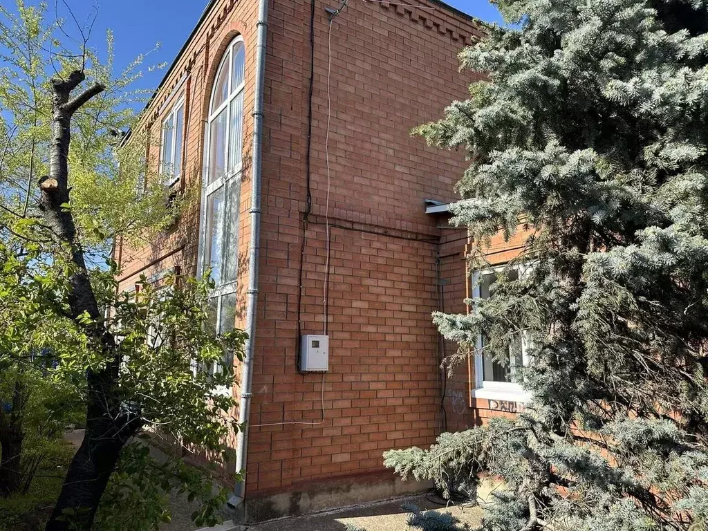 Дом в Краснодарский край, Динской район, Новотитаровская ст-ца ... - Фото 2