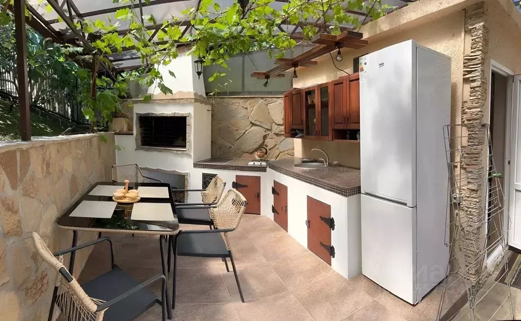 Дом в Краснодарский край, Сочи городской округ, с. Казачий Брод, Луч-2 ... - Фото 1