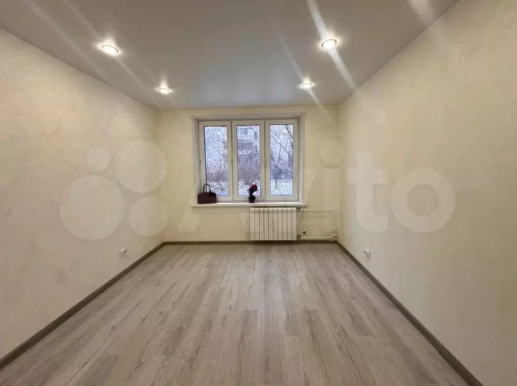 Квартира-студия, 16,9 м, 1/9 эт. - Фото 0