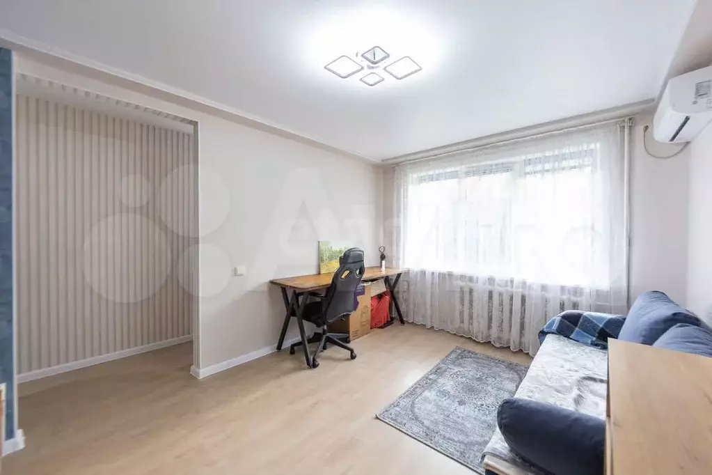 1-к. квартира, 30,7 м, 1/5 эт. - Фото 1