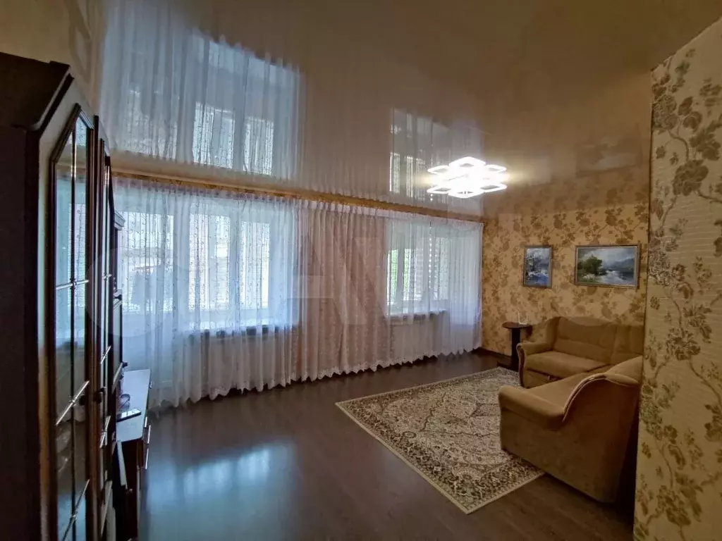 3-к. квартира, 81 м, 1/5 эт. - Фото 0