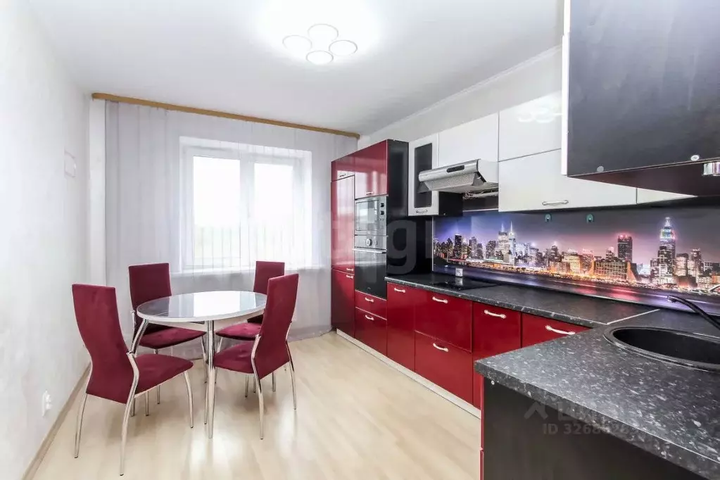 1-к кв. Тюменская область, Тюмень ул. Жуковского, 88/1 (41.5 м) - Фото 0