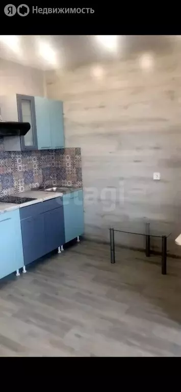 Квартира-студия: Тюмень, улица Дмитрия Менделеева, 2 (28 м) - Фото 2