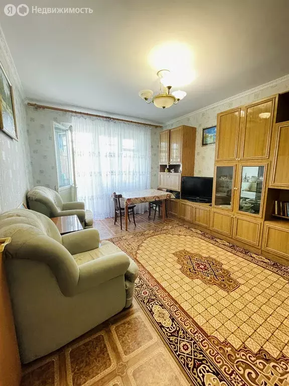 3-комнатная квартира: Оренбург, Волгоградская улица, 40/1 (64.7 м) - Фото 0