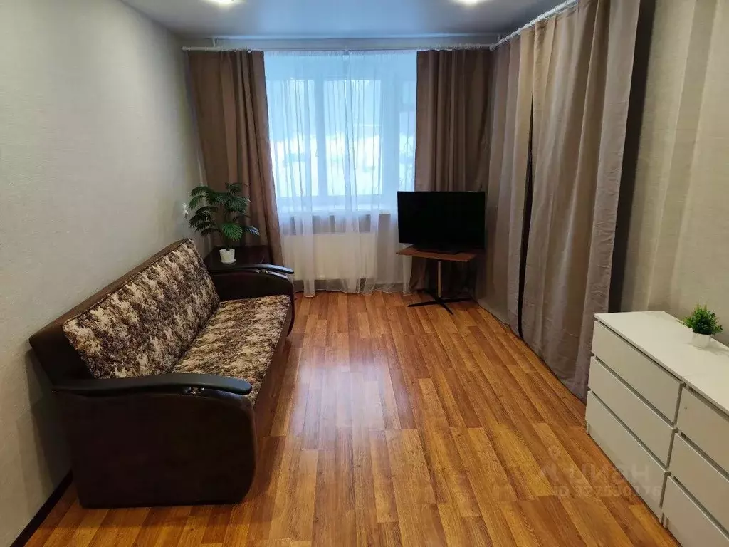 2-к кв. Татарстан, Казань ул. Серова, 27 (48.5 м) - Фото 2