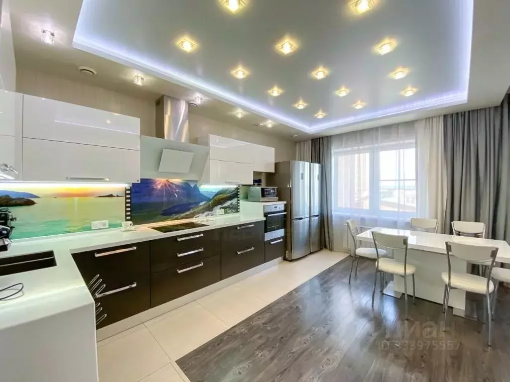 3-к кв. Иркутская область, Иркутск Байкальская ул., 289/4 (87.0 м) - Фото 0