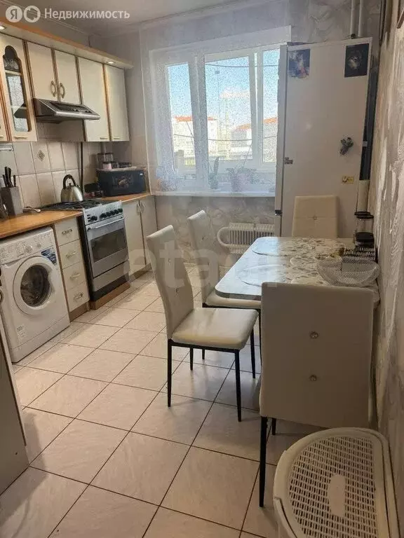 3-комнатная квартира: Калининград, микрорайон Сельма, бульвар Франца ... - Фото 0