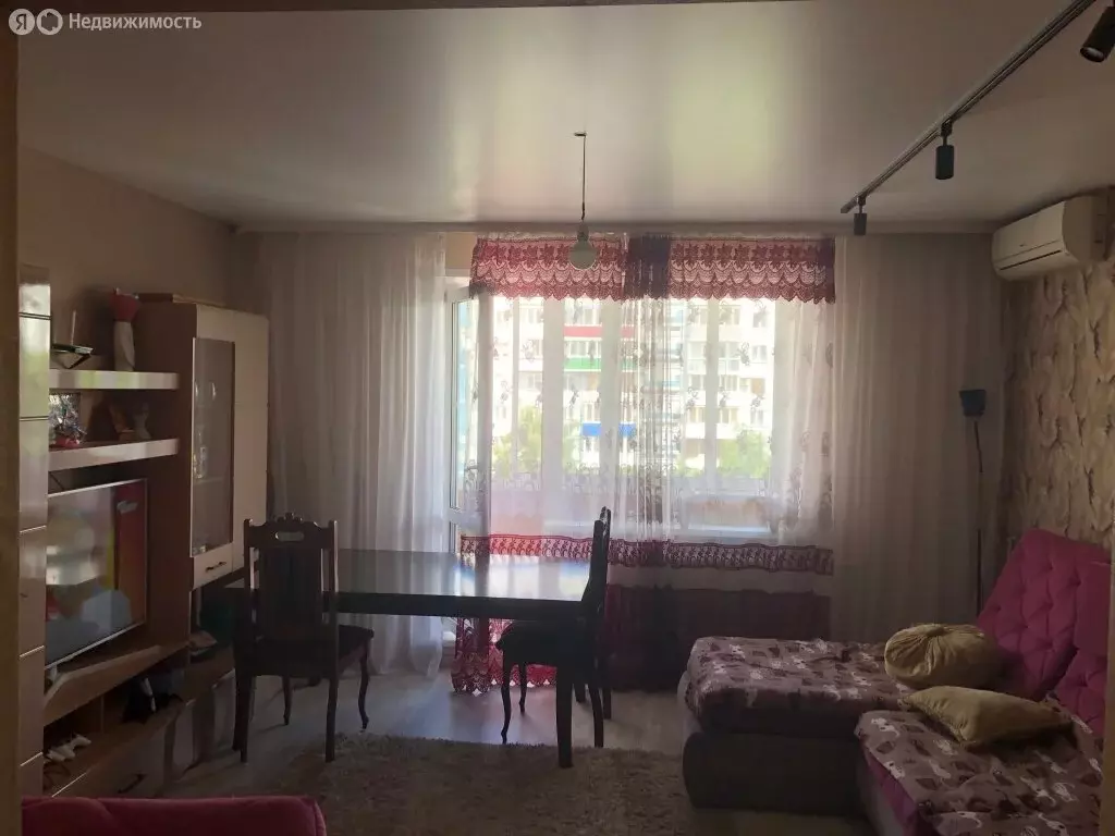 4-комнатная квартира: Новокузнецк, улица Свердлова, 2 (86 м) - Фото 1