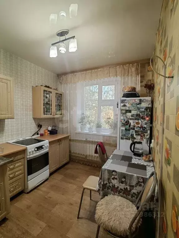 2-к кв. Ямало-Ненецкий АО, Муравленко Российская ул., 42 (47.7 м) - Фото 0