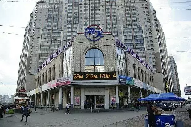 Торговая площадь (893 м) - Фото 1