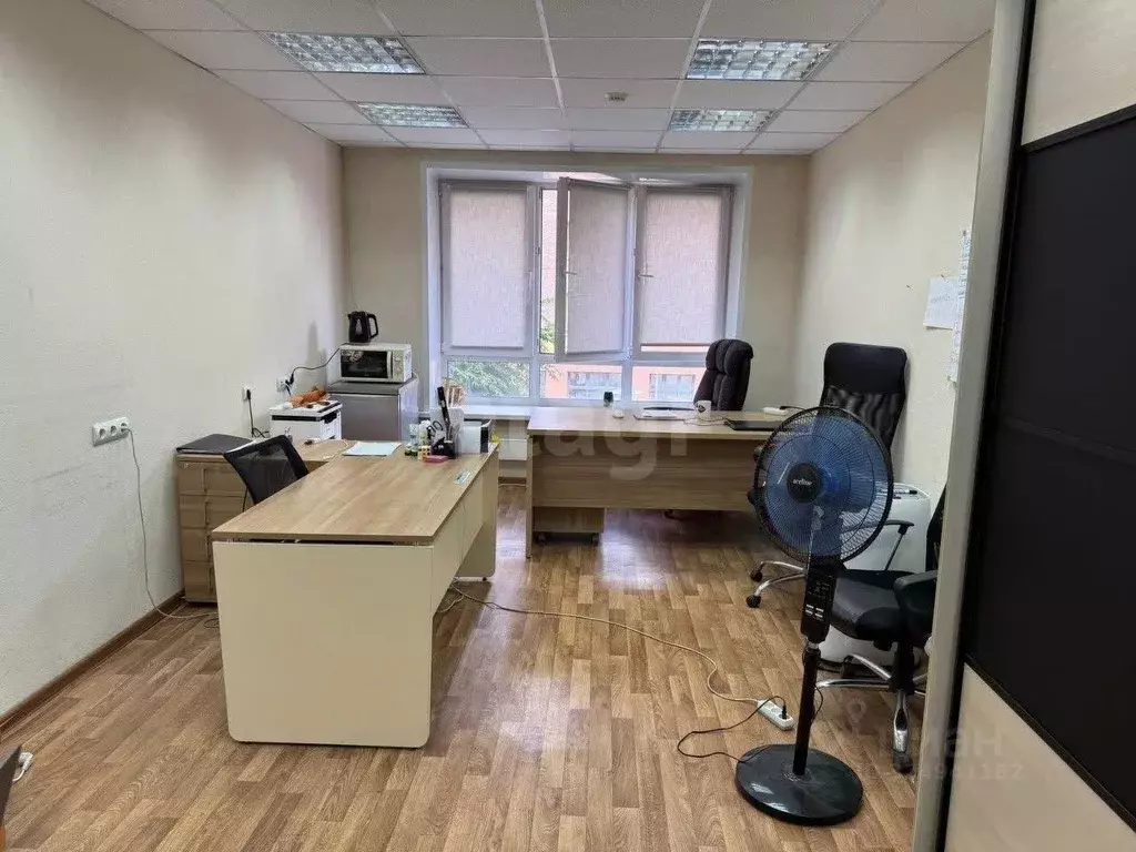 Офис в Красноярский край, Красноярск Навигационная ул., 5 (23 м) - Фото 1