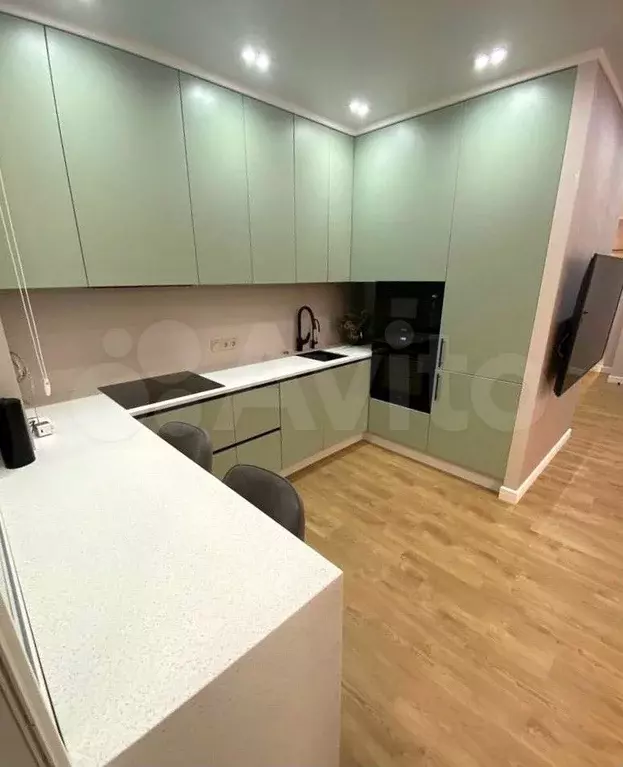 3-к. квартира, 70 м, 8/16 эт. - Фото 0