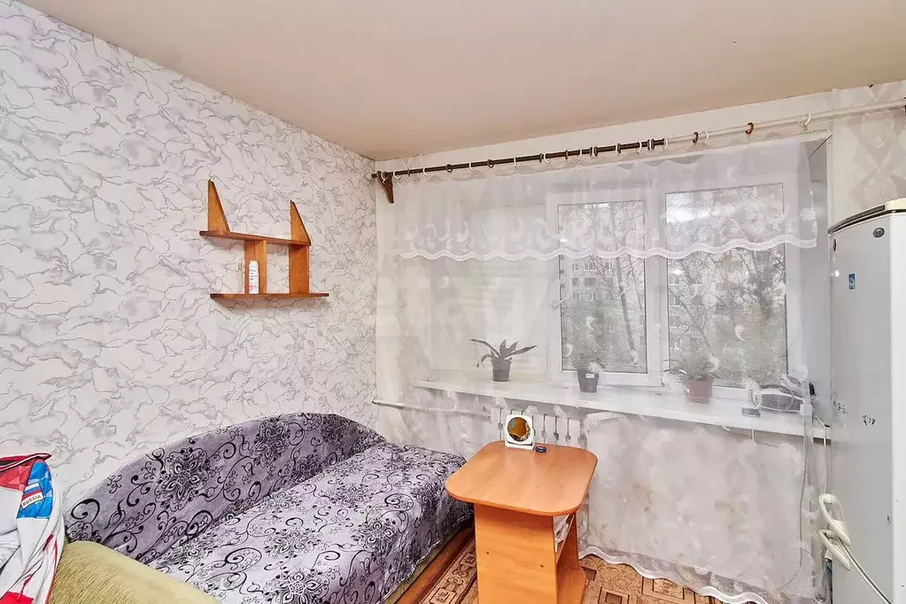 Комната 12,4 м в 1-к., 5/5 эт. - Фото 1