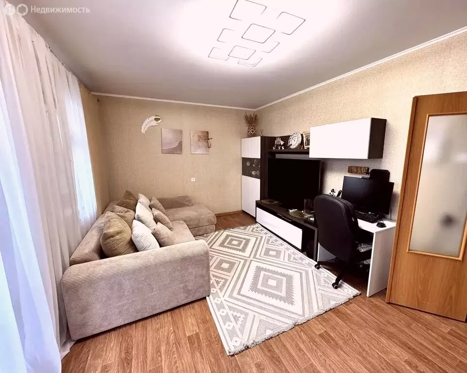 3-комнатная квартира: Пермь, улица Маяковского, 41/1 (71.5 м) - Фото 2