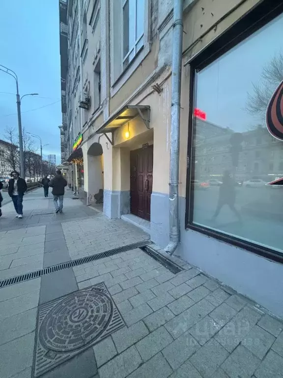 Комната Москва ул. Земляной Вал, 6С1 (12.3 м) - Фото 1