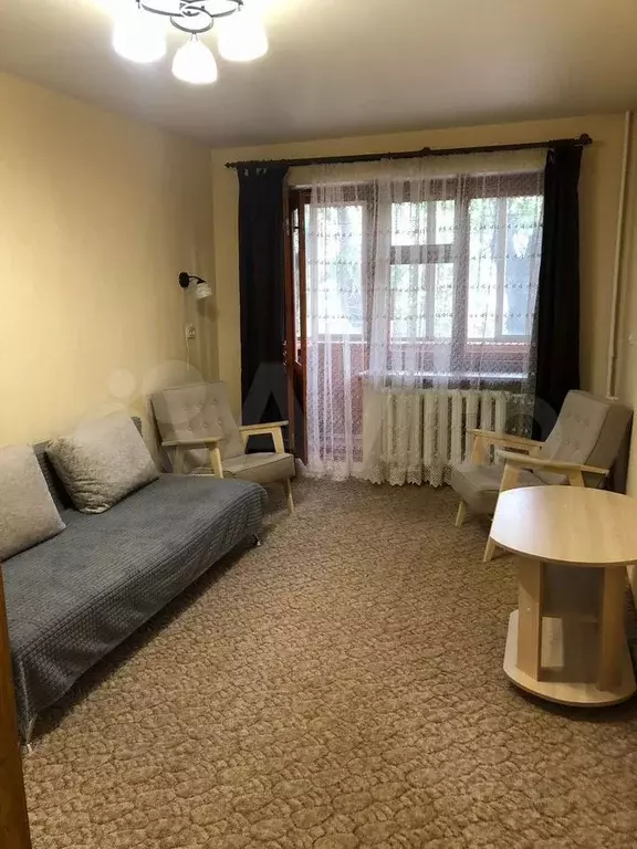 2-к. квартира, 60 м, 2/5 эт. - Фото 1