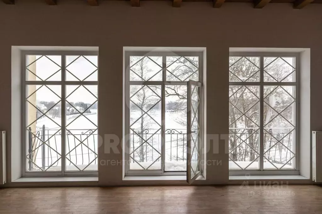 4-к кв. Калининградская область, Калининград Верхнеозерная ул., 13А ... - Фото 1