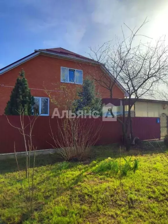 Дом в Краснодарский край, Усть-Лабинск Запорожская ул. (457 м) - Фото 2