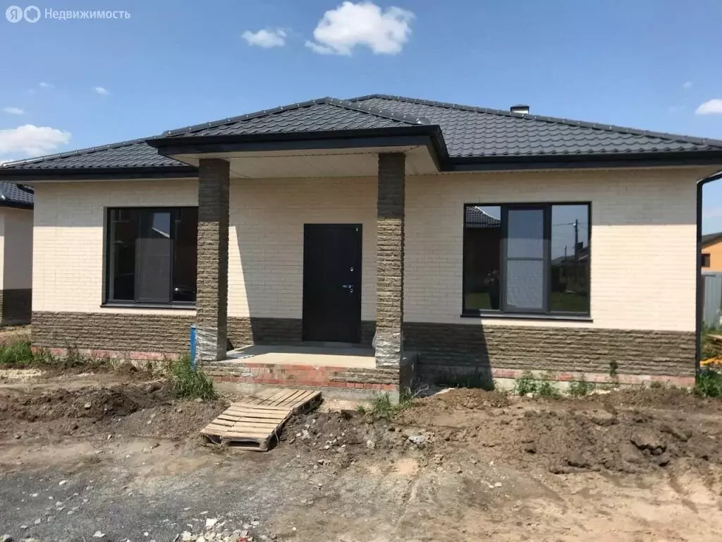 Дом в Аксай, улица Речников (130 м) - Фото 1