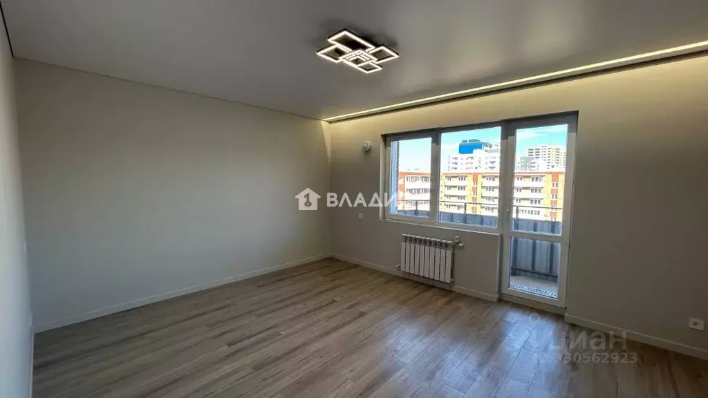 2-к кв. Бурятия, Улан-Удэ 140А мкр, 26 (60.2 м) - Фото 0