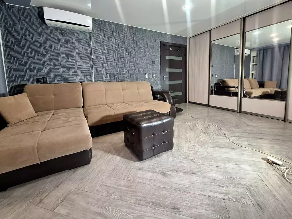 2-к кв. Свердловская область, Екатеринбург ул. Латвийская, 42 (43.3 м) - Фото 2